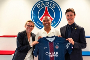 官方：巴黎圣日耳曼宣布任命保罗-塞萨尔为俱乐部女足主帅